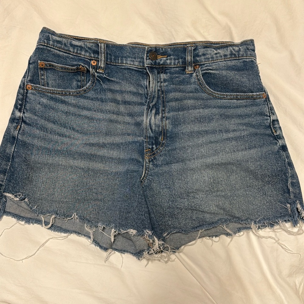 American Eagle Highest Rise 90’s Boyfriend Short - Size 12 Stretch